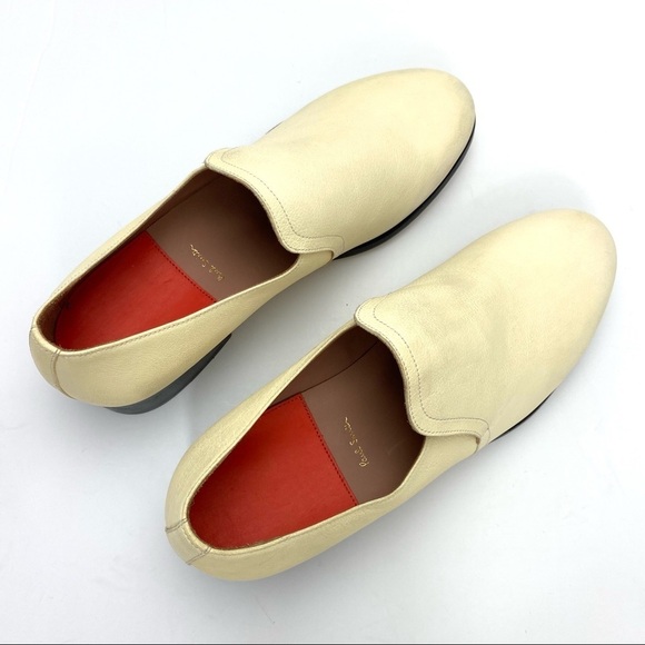 Paul Smith Slip on Leather Classic Loafer in Cream - Picture 4 of 11